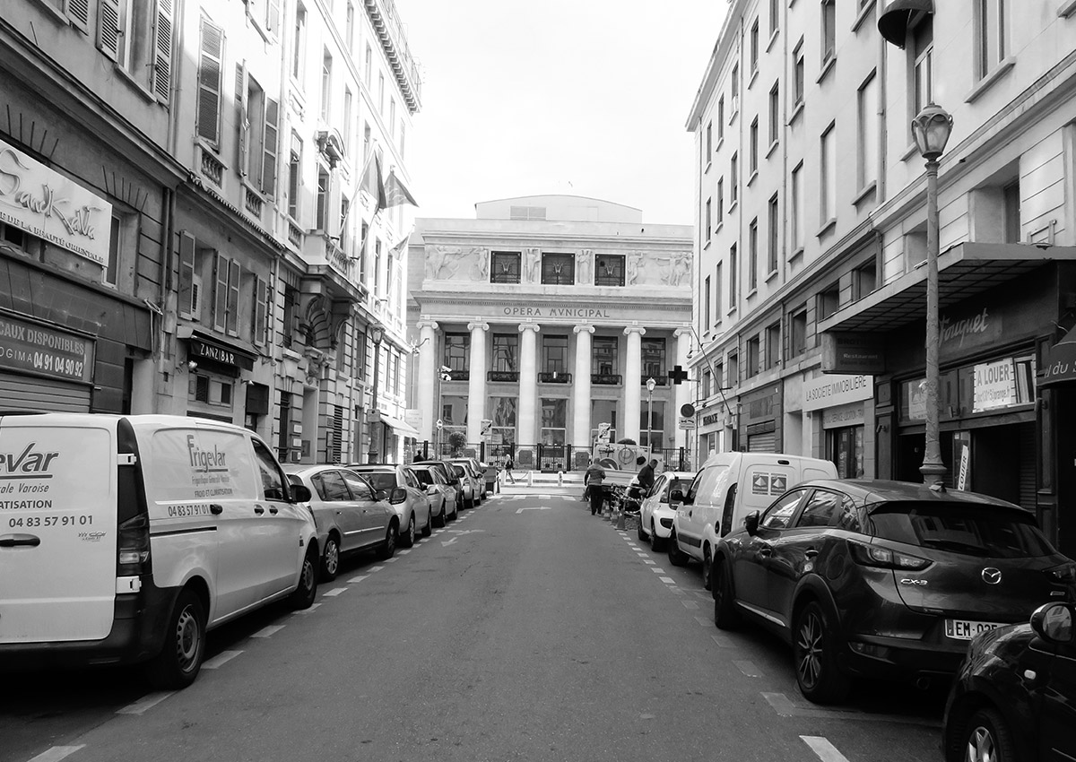 Rue Beauvau - Avant